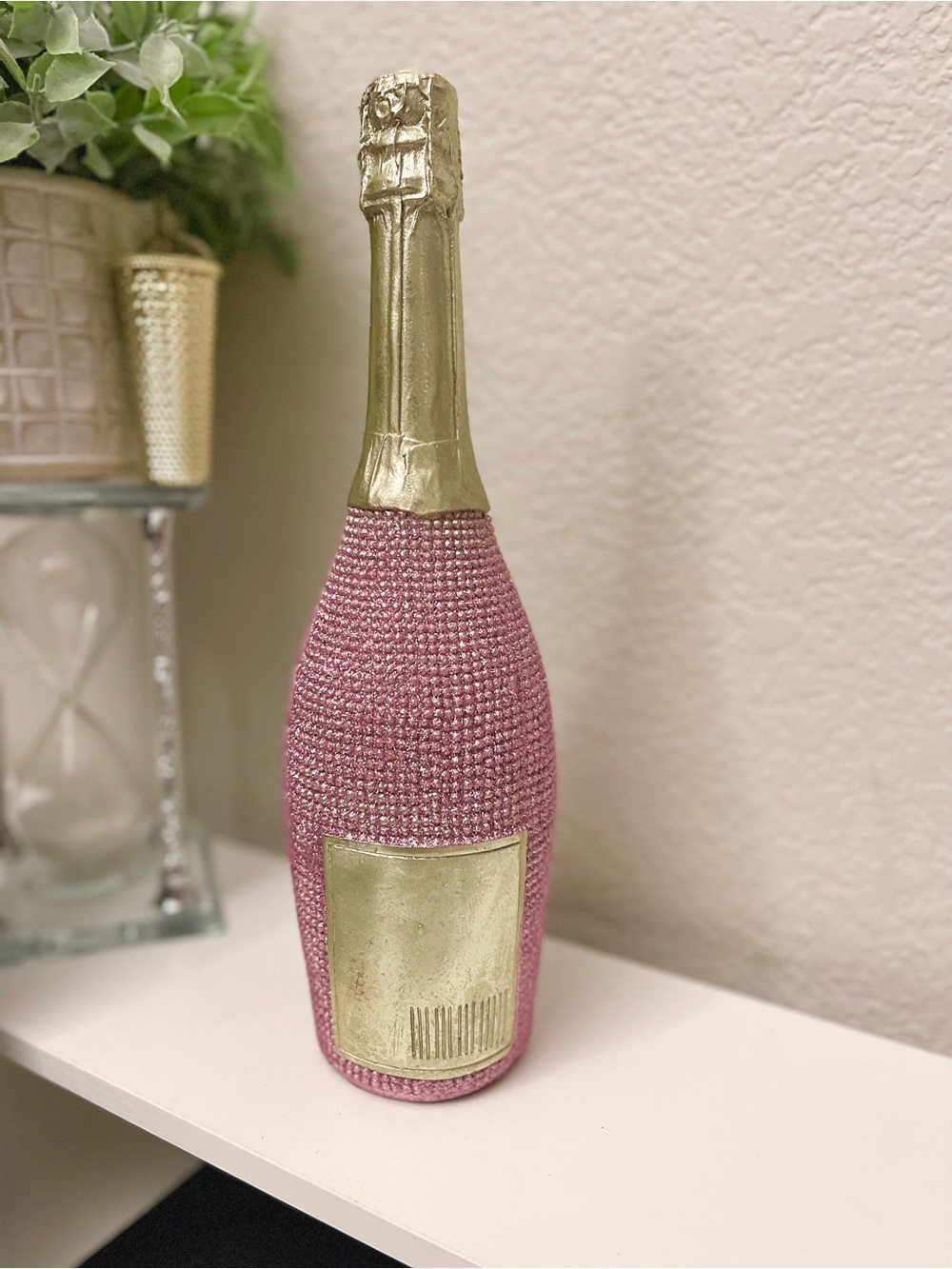 Pink & Gold table Decor - Picture 3 of 4
